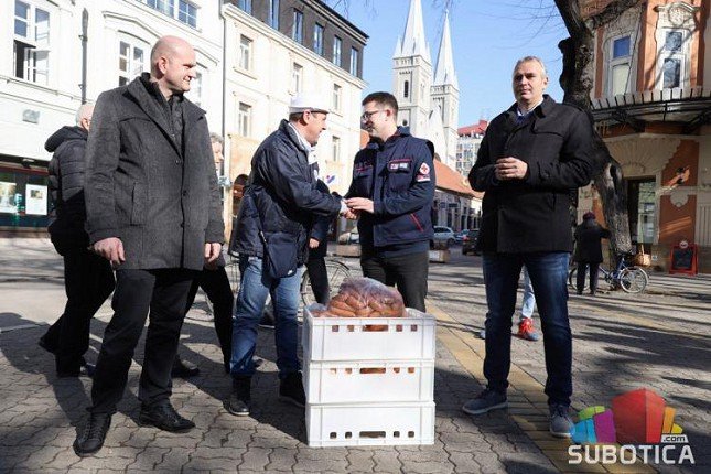 Turijske kobasice (i) za korisnike Narodne kuhinje