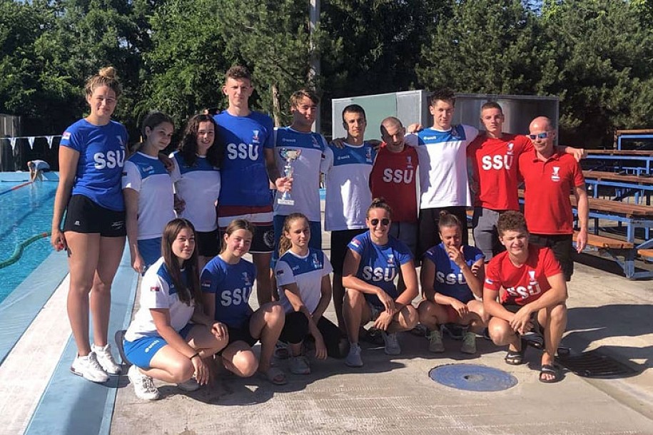 Plivanje: Juniori Spartaka prvi,  pioniri drugi na Prvenstvu Vojvodine