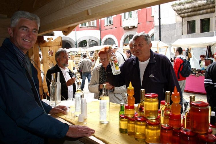 IV Sajam domaće hrane, vina i rakije "Ukusi tradicije 2014"