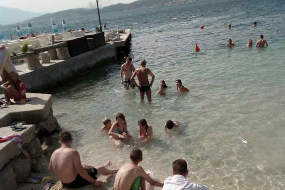 Socijalno ugrožena deca iz Subotice po prvi put na moru