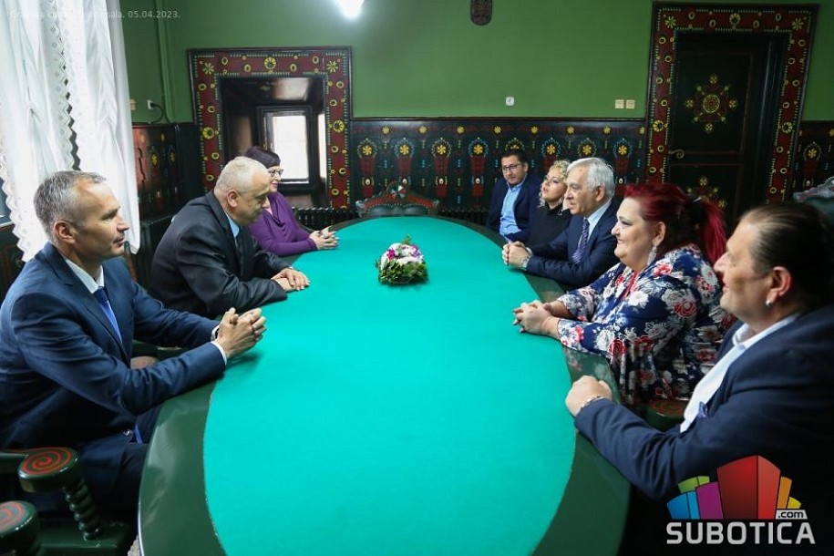 Subotica će nastaviti da vodi brigu o Romima