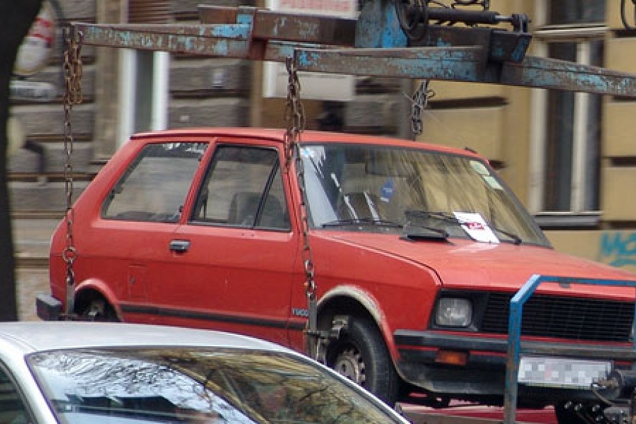 Pauk "sklonio" 1092 vozila