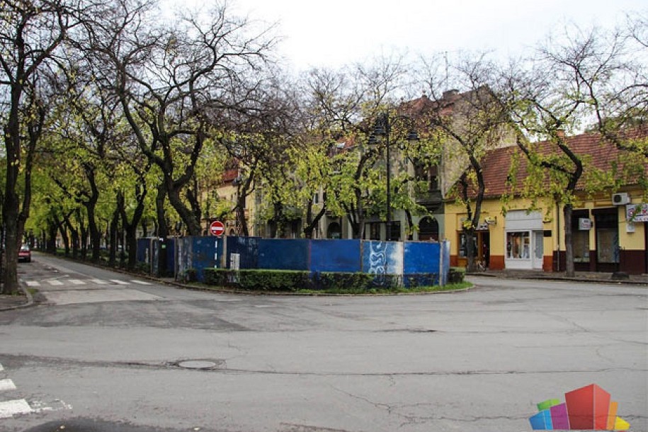 Izgradnja većeg spomenika Deže Kostolanjiju