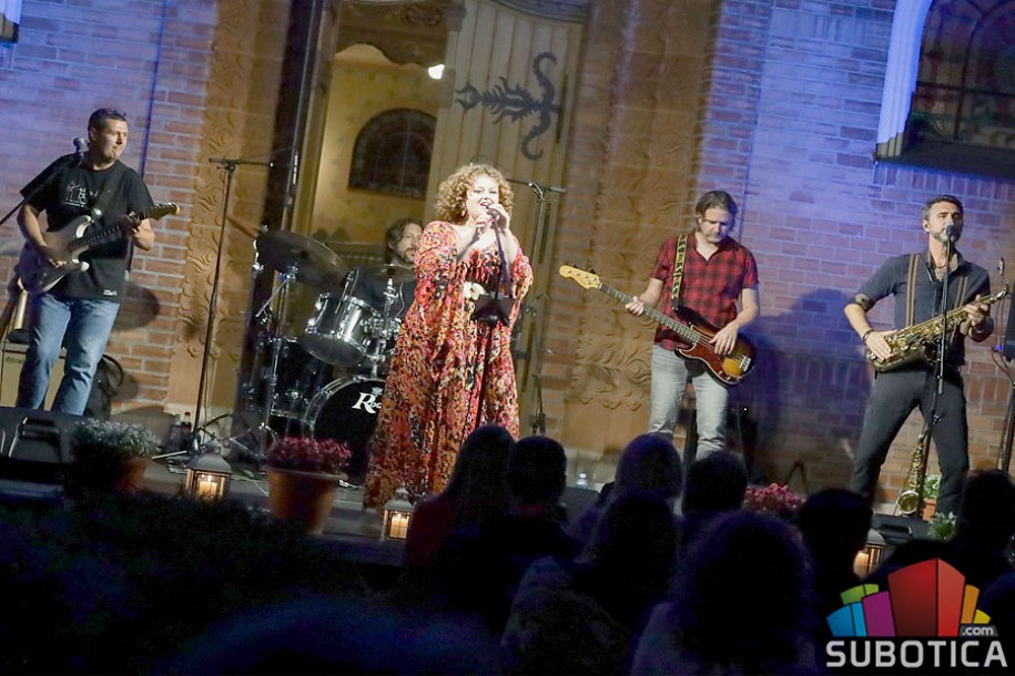 Koncert „Blues in the Park“ u Sinagogi oduševio Subotičane