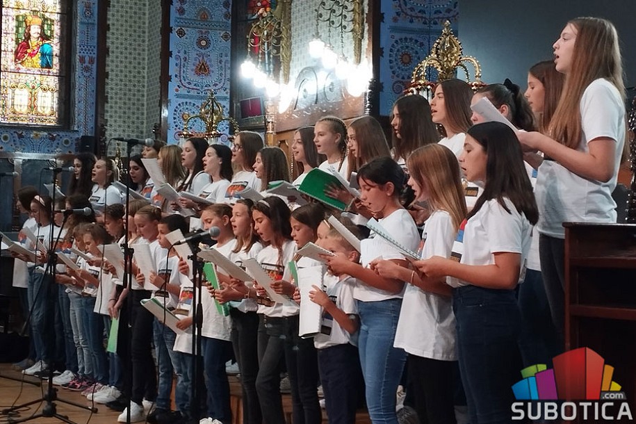 Kamp srpske tradicionalne muzike okupio 50 školaraca