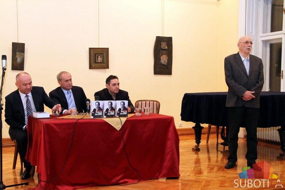 Predstavljena knjiga "Ima li ovde Srba?" autora Milorada Vučelića