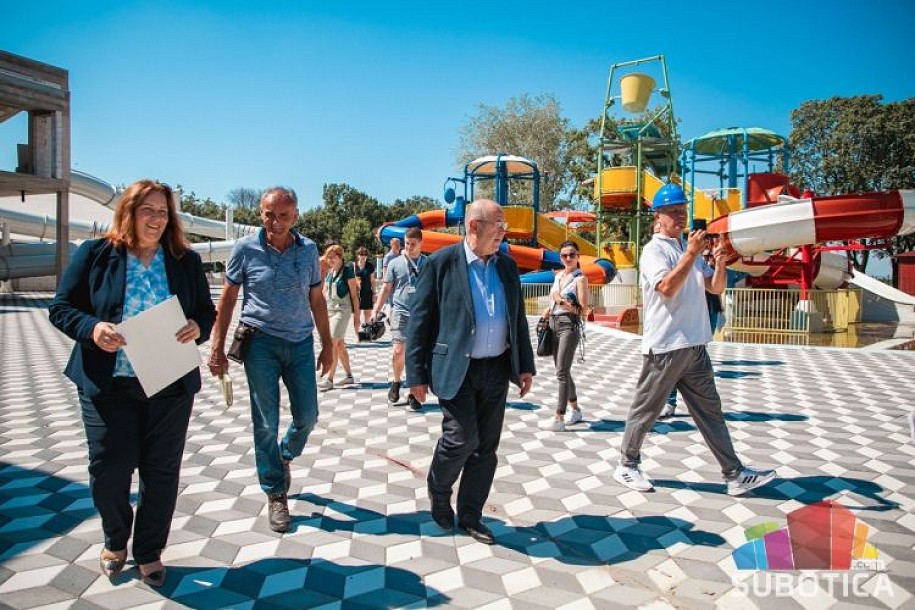 Nastavljaju se radovi na izgradnji akva parka na Paliću