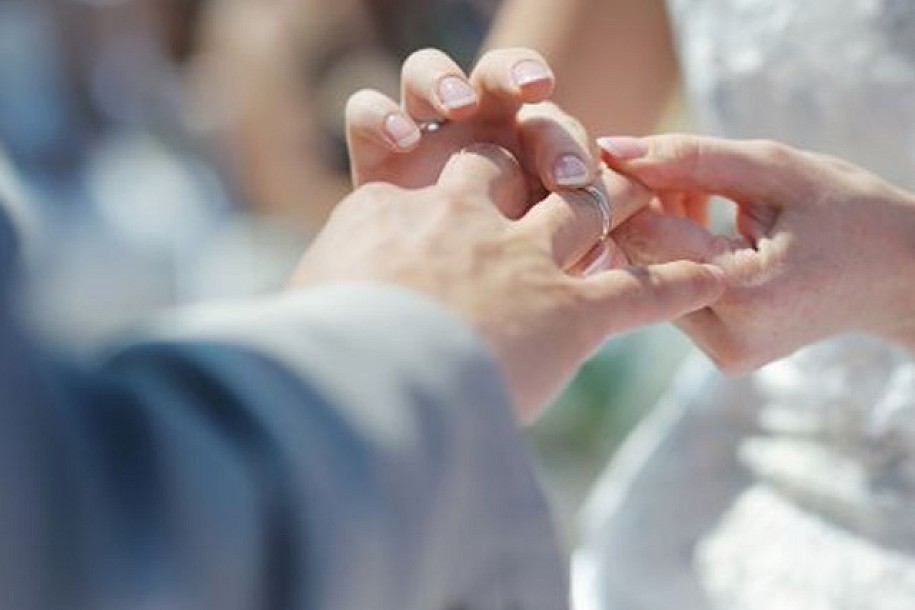 Srbi žene Mađarice zbog lakšeg dobijanja radnih dozvola EU