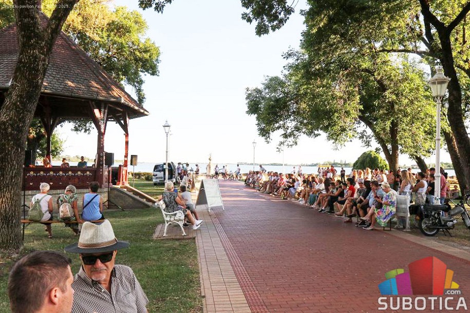 Bogatstvo sadržaja uz obalu jezera: Palić u znaku letnjih manifestacija