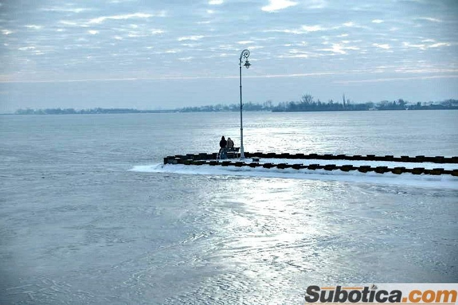 Palićka mutna voda podelila ekologe