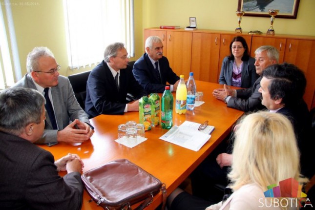 Nisu sva javna preduzeća u dugovima