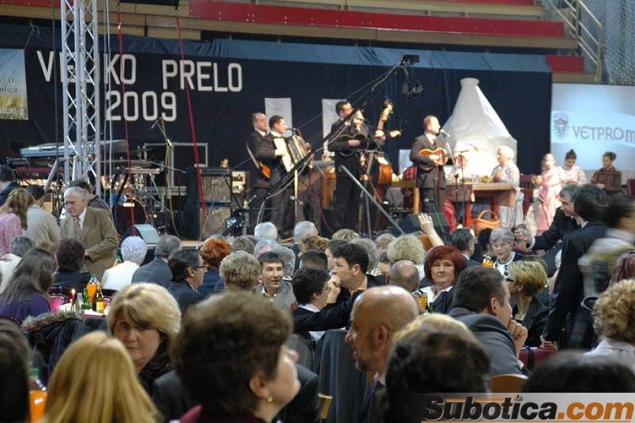 Kuća gradska, a prelo veliko - bunjevačko