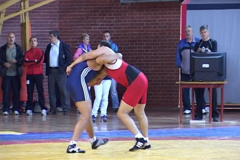 Održan prvi Kup Srbije u rvanju za starije pionire