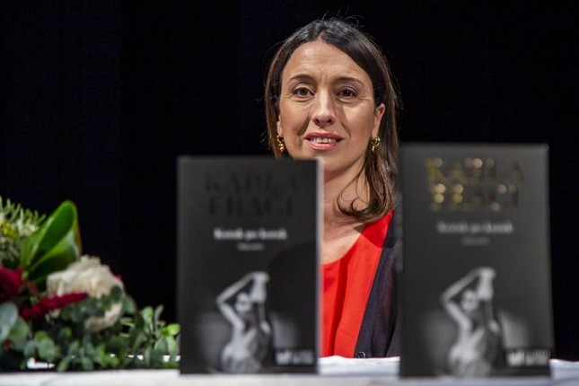 U Narodnom pozorištu predstavljena autobiografija Karle Frači