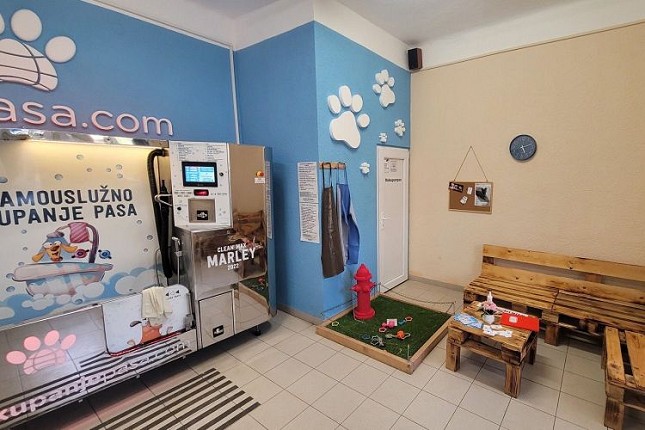 Vikend besplatnog kupanja u samouslužnoj perionici pasa preko puta Sinagoge - ponesite peškir