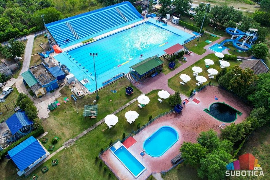 Otvorena kupališna sezona na bazenu u Dudovoj šumi