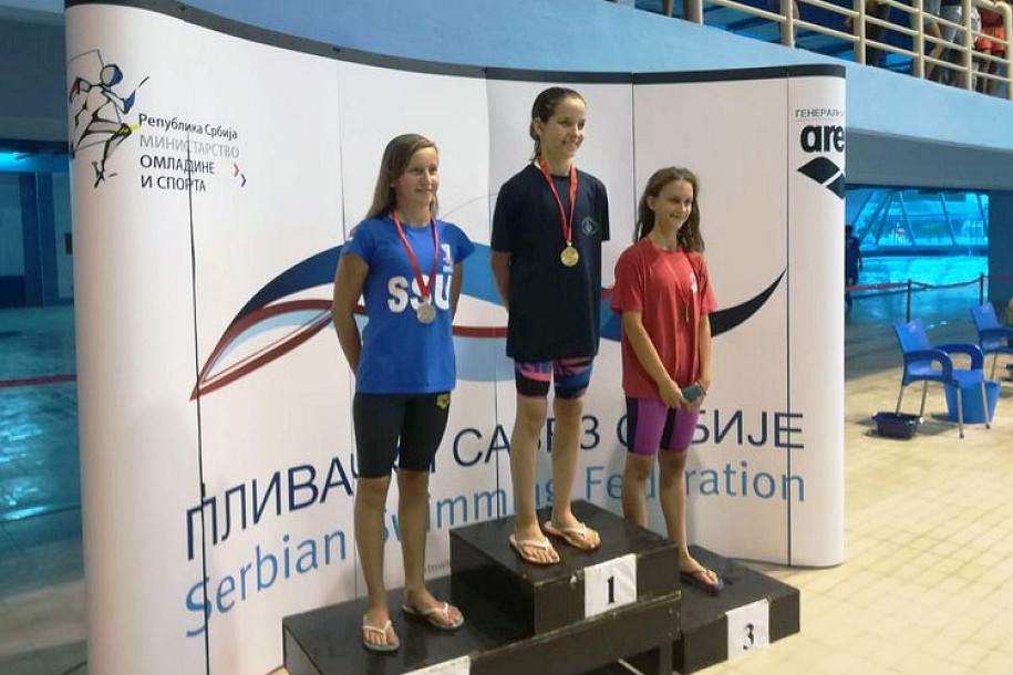 Dve medalje Anje Zubelić na Prvenstvu Srbije u plivanju