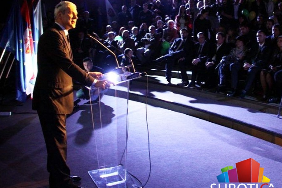 Boris Tadić: Građani strahuju da će im deca živeti u siromaštvu