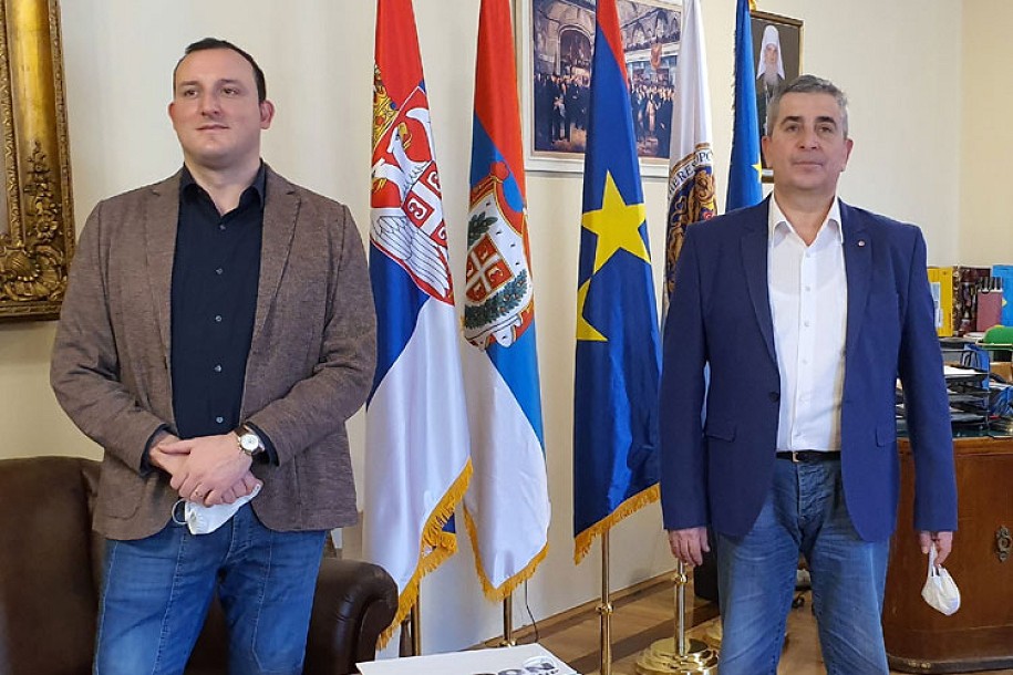 "Kalcedonija" donirala 7.000 zaštitnih maski Subotici
