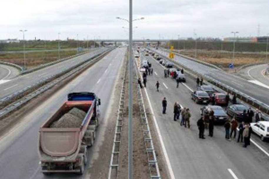 Ceo autoput do Horgoša u decembru