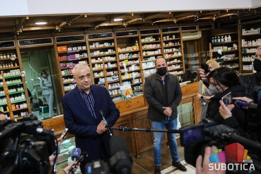 Otvorena apoteka u prizemlju Gradske kuće