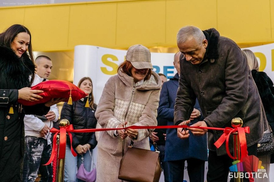 Otvoren tržni centar "SUper SHOP"
