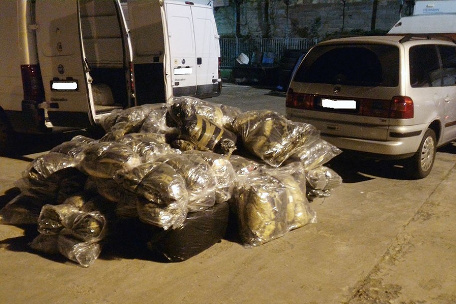 Auto pun krijumčarene garderobe
