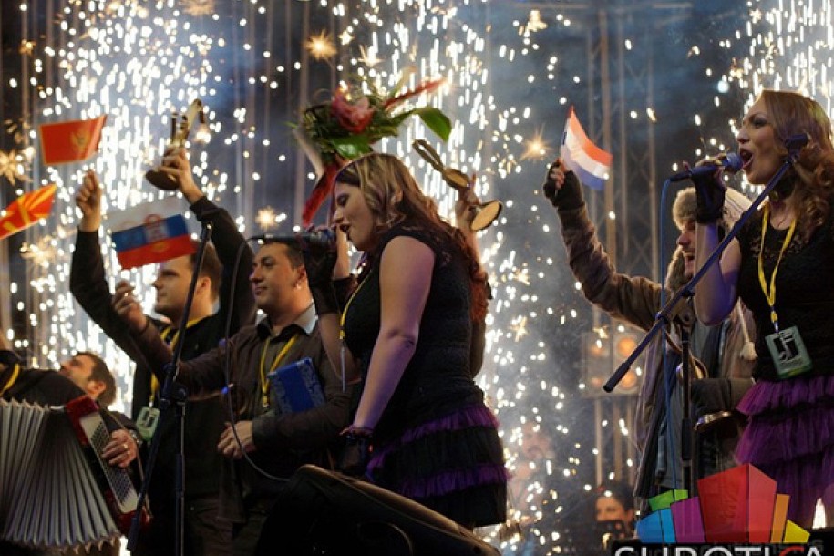 Omladina 2012: Pobedila grupa "Haos"
