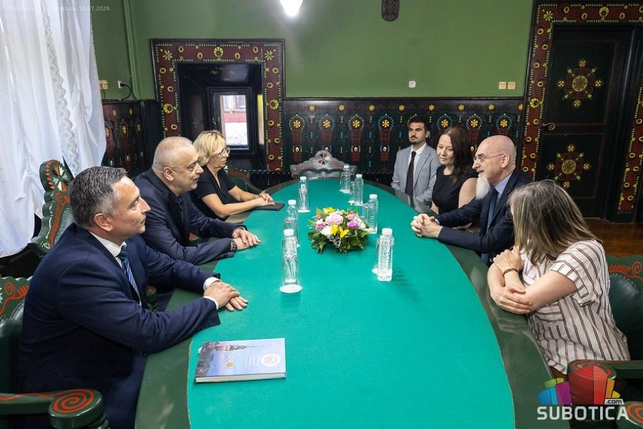 Italija i Subotica nastavljaju partnerstvo: Fokus na privredi, kulturi i obrazovanju