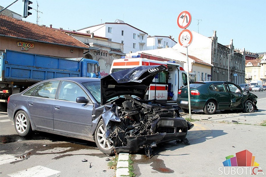 Devet saobraćajnih nezgoda u prethodnih nedelju dana