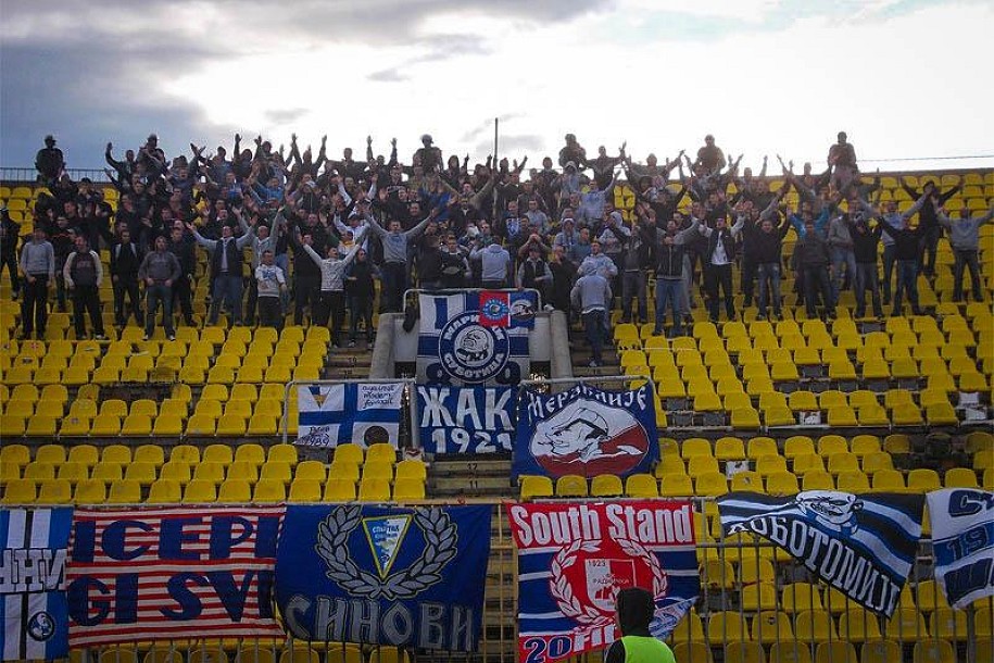 Saopštenje navijačke grupe "Marinci" povodom incidenata na stadionu JNA
