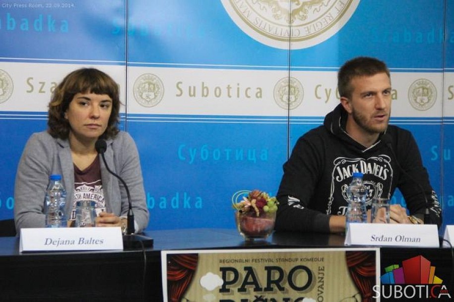 Trodnevni festival stendap komedije "PaRODIČNO pakovanje"