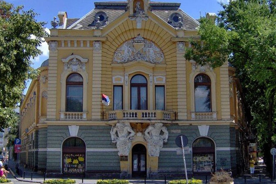 Izložba "Blago subotičke biblioteke" u Gradskoj biblioteci
