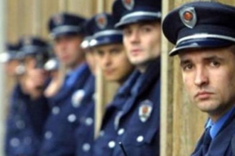 EU finansirala učenje jezika sredine za policiju