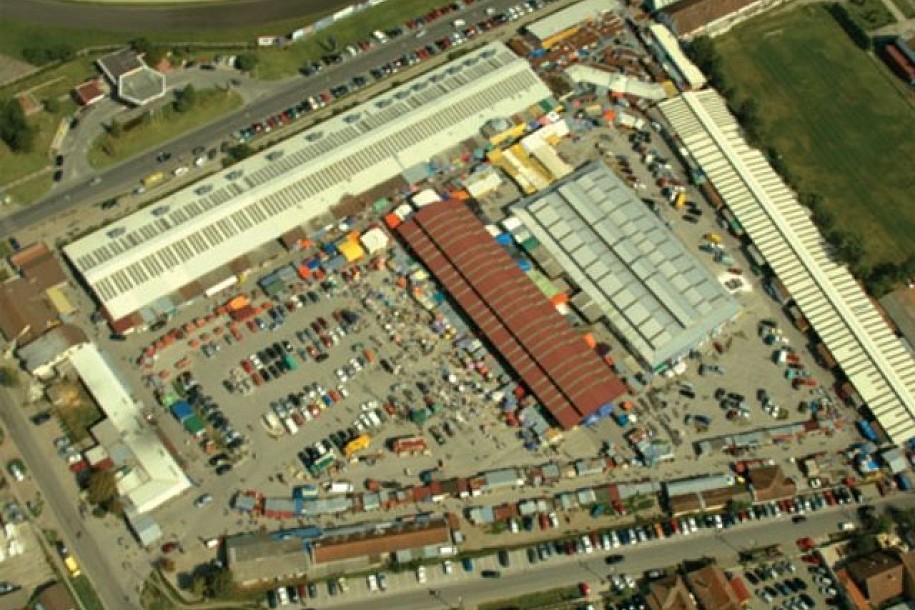 Dogodine Mlečna hala na Buvljaku