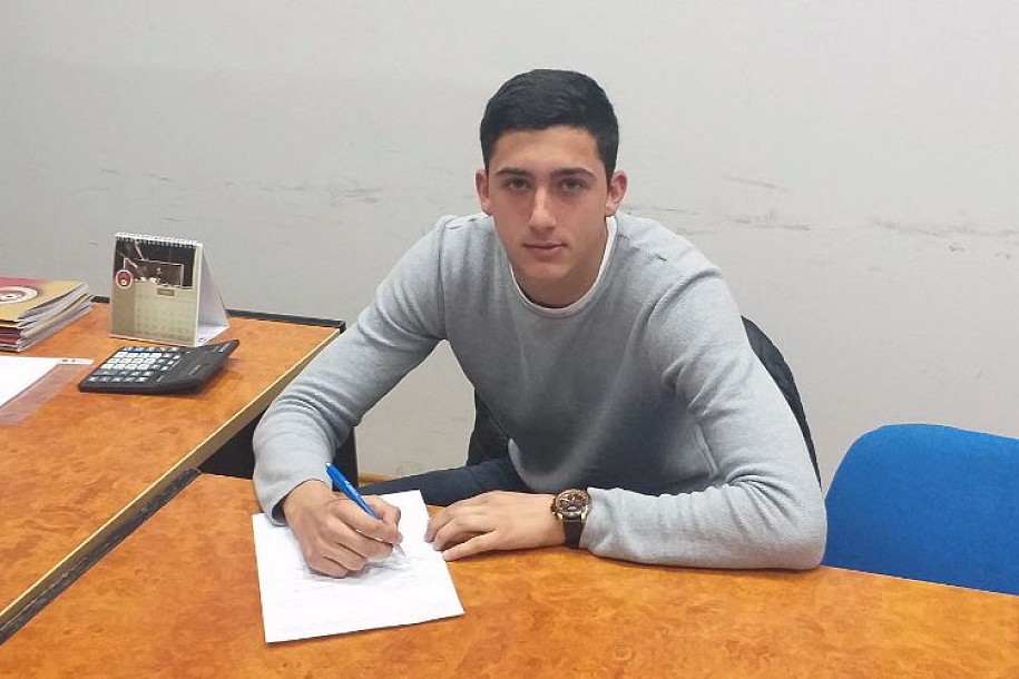 Fudbal: Stefan Šormaz produžio ugovor sa Spartakom