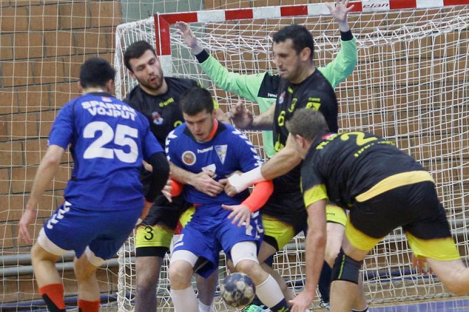 Rukometaši Spartaka u neizvesnoj završnici poraženi od Dinama (19:18)