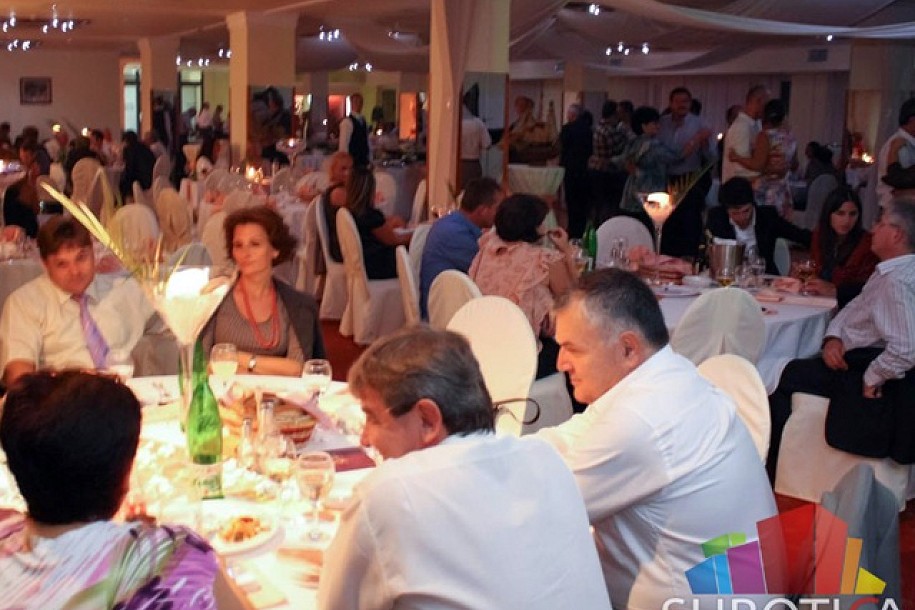 Mediteransko veče u hotelu "Galerija"