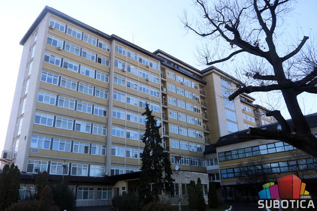 Maske ponovo obavezne u bolnici, posete još uvek dozvoljene