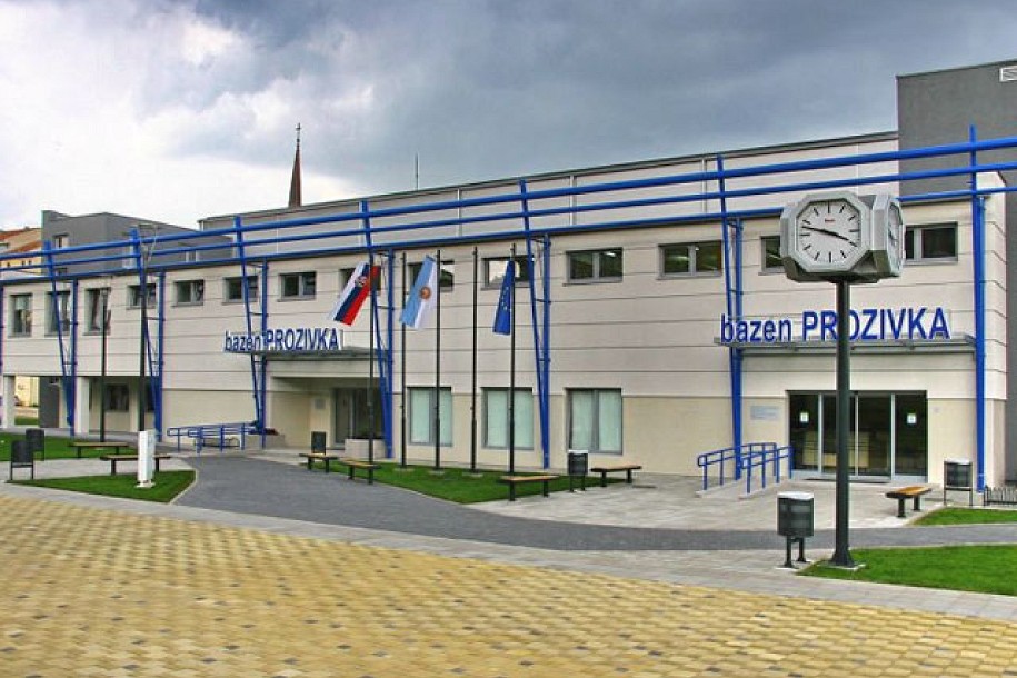 Plato Verice Barać na Trgu SRC "Prozivka"?