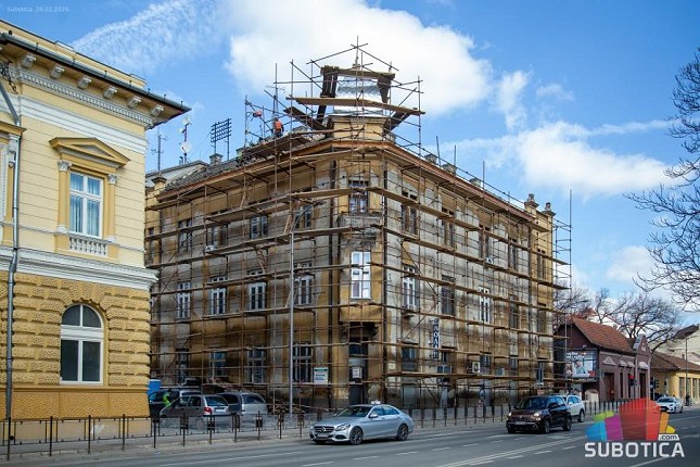 Stanari zajedno rešili dugogodišnji problem krova