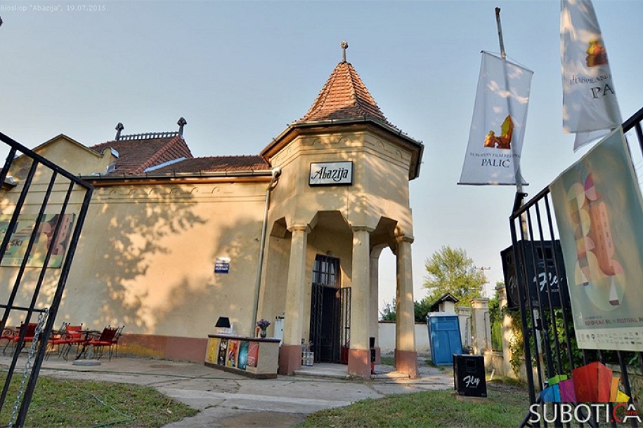 Prvi Dead Lake Horror & Wine Festival na Paliću