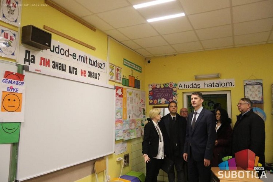 OŠ "Majšanski put" dobila novu led rasvetu i termoizolaciju