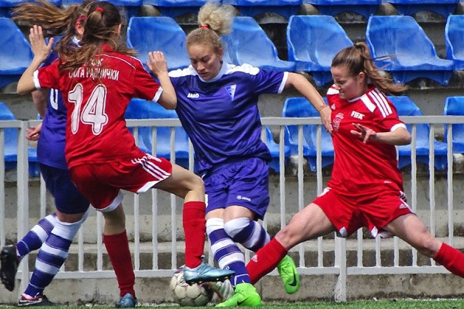 Fudbalerke Spartaka na korak od odbrane šampionske titule