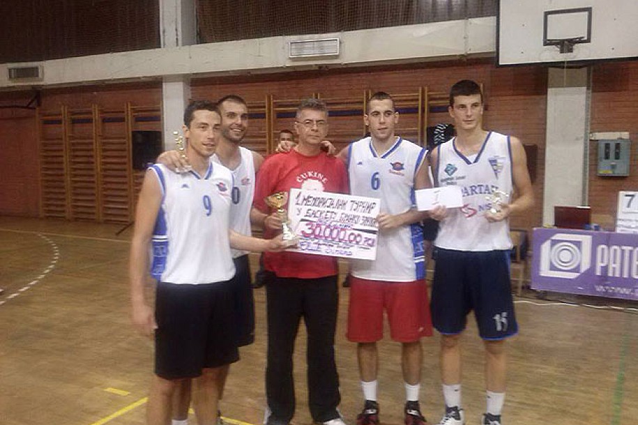 Završen Memorijalni turnir  u basketu - "Branko Zrnić 2013"