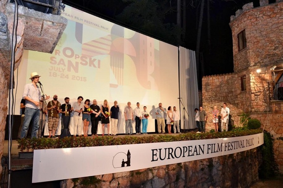 Članovi Saveta FEF-a nezadovoljni promenama u tom telu
