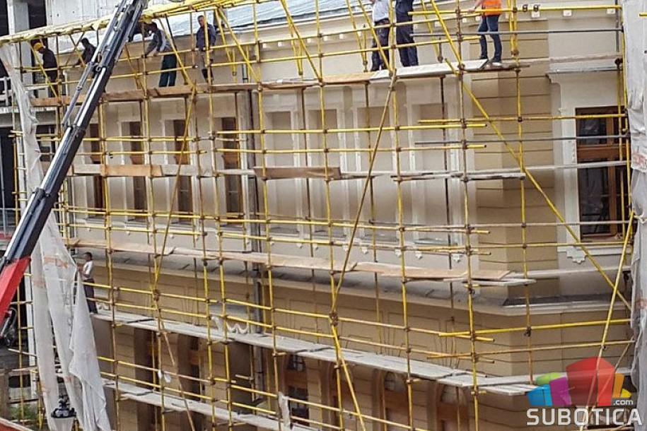 Pokrajina finansira rekonstrukciju tri subotičke škole