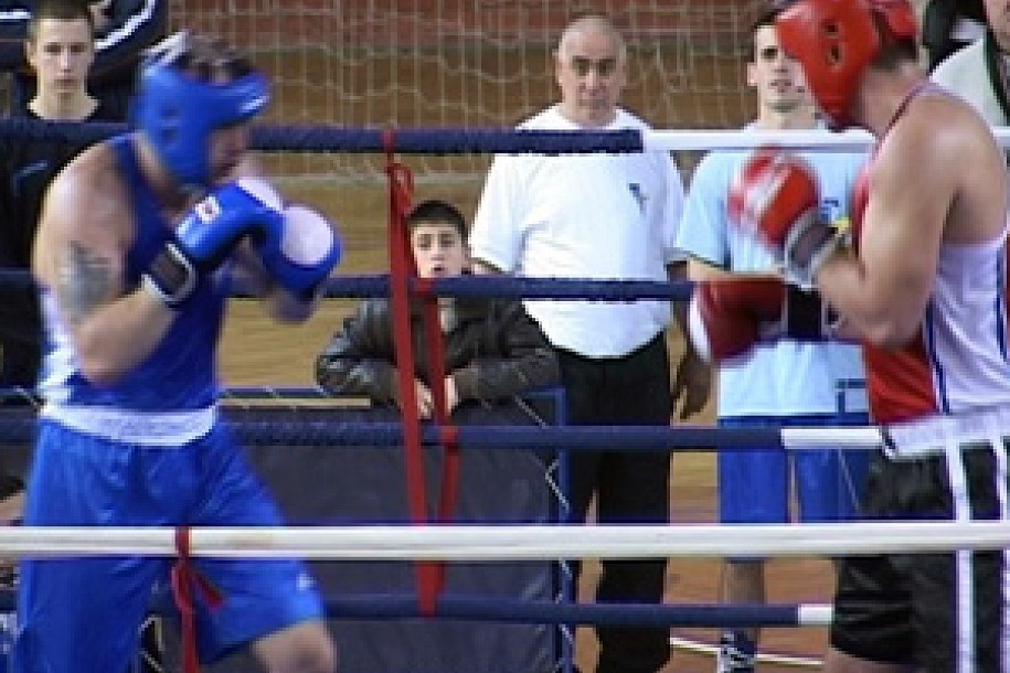Bokseri Spartaka izgubili od Crvene zvezde