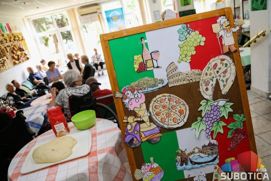 Stanovnici Gerontološkog centra „posetili“ Italiju