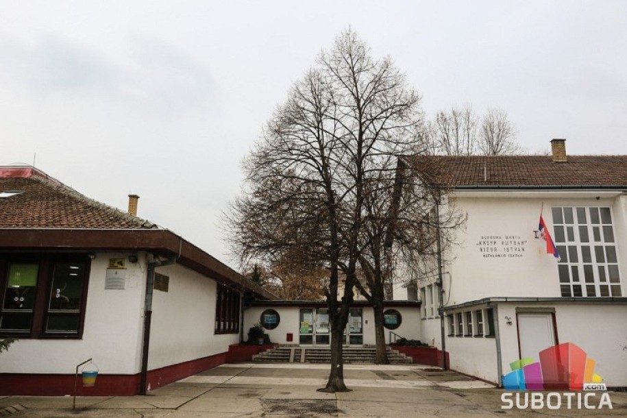 Počeo upis u prvi razred osnovne škole